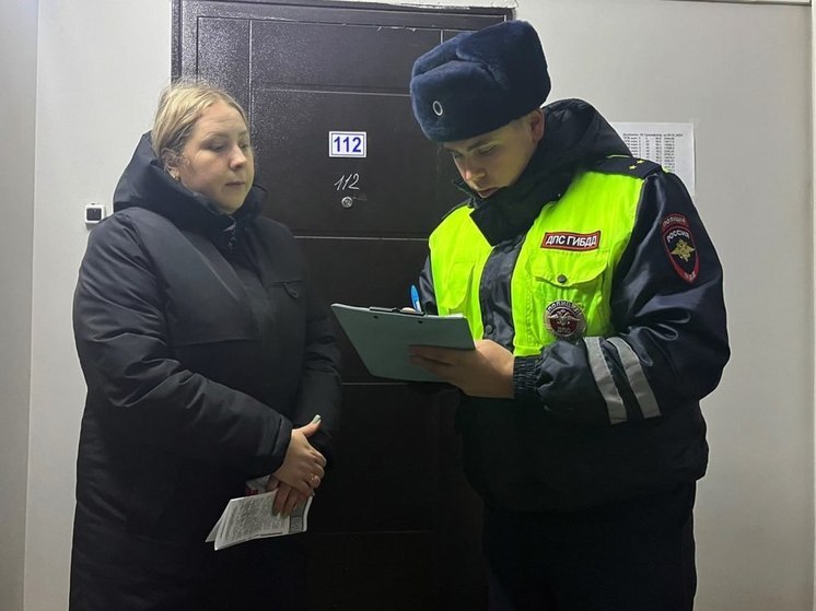 Полицейские Хакасии стали лично предупреждать местных жителей об аферистах
