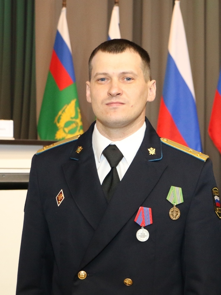 Орловский пристав награждён медалью «За отличие в охране общественного порядка»