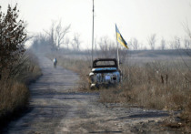 Миллионные потери Украины приведут к тому, что украинцы исчезнут как нация, заявил экс-разведчик американской армии Скотт Риттер