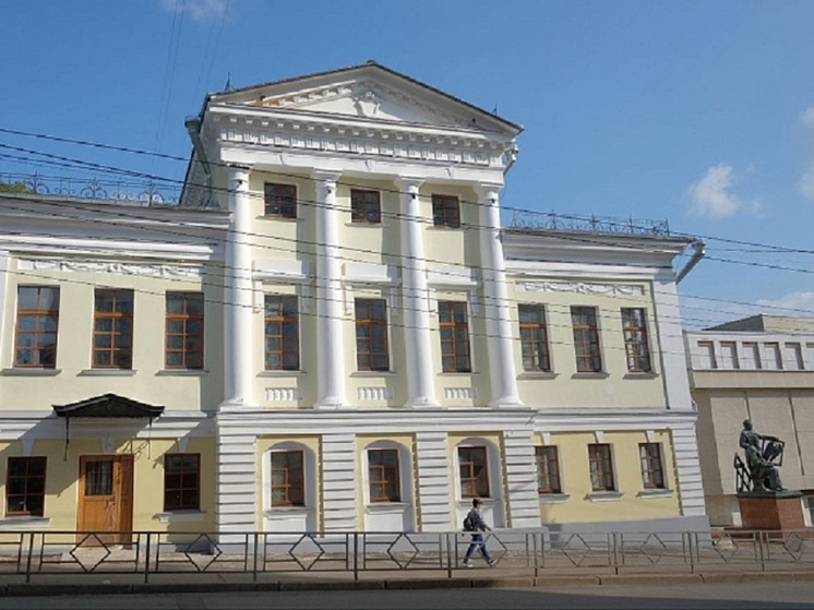 В Кирове продолжили реставрировать Репинский особняк