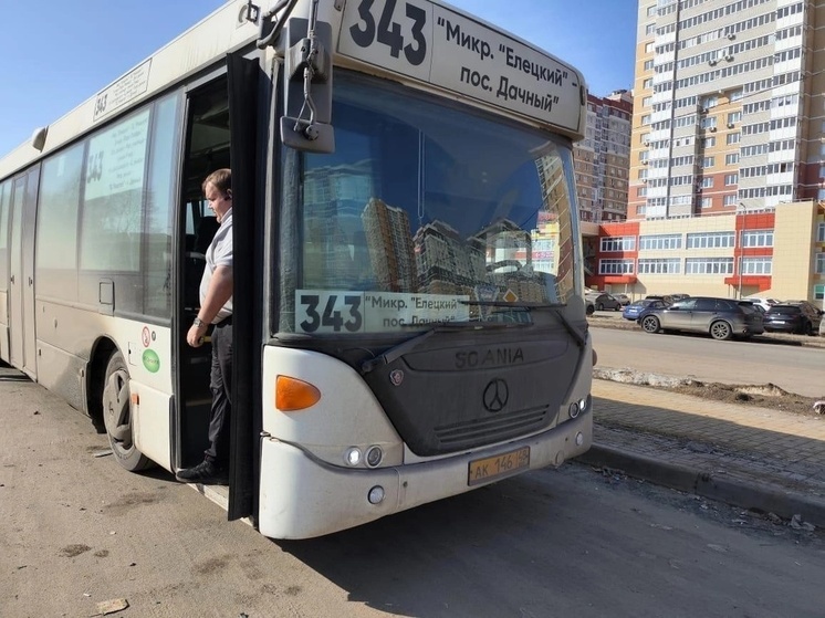 В Липецке проверили санитарное состояние автобусов