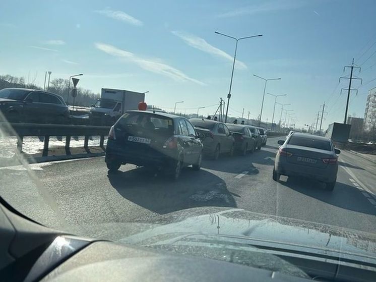 На Северной окружной в Рязани столкнулись четыре автомобиля