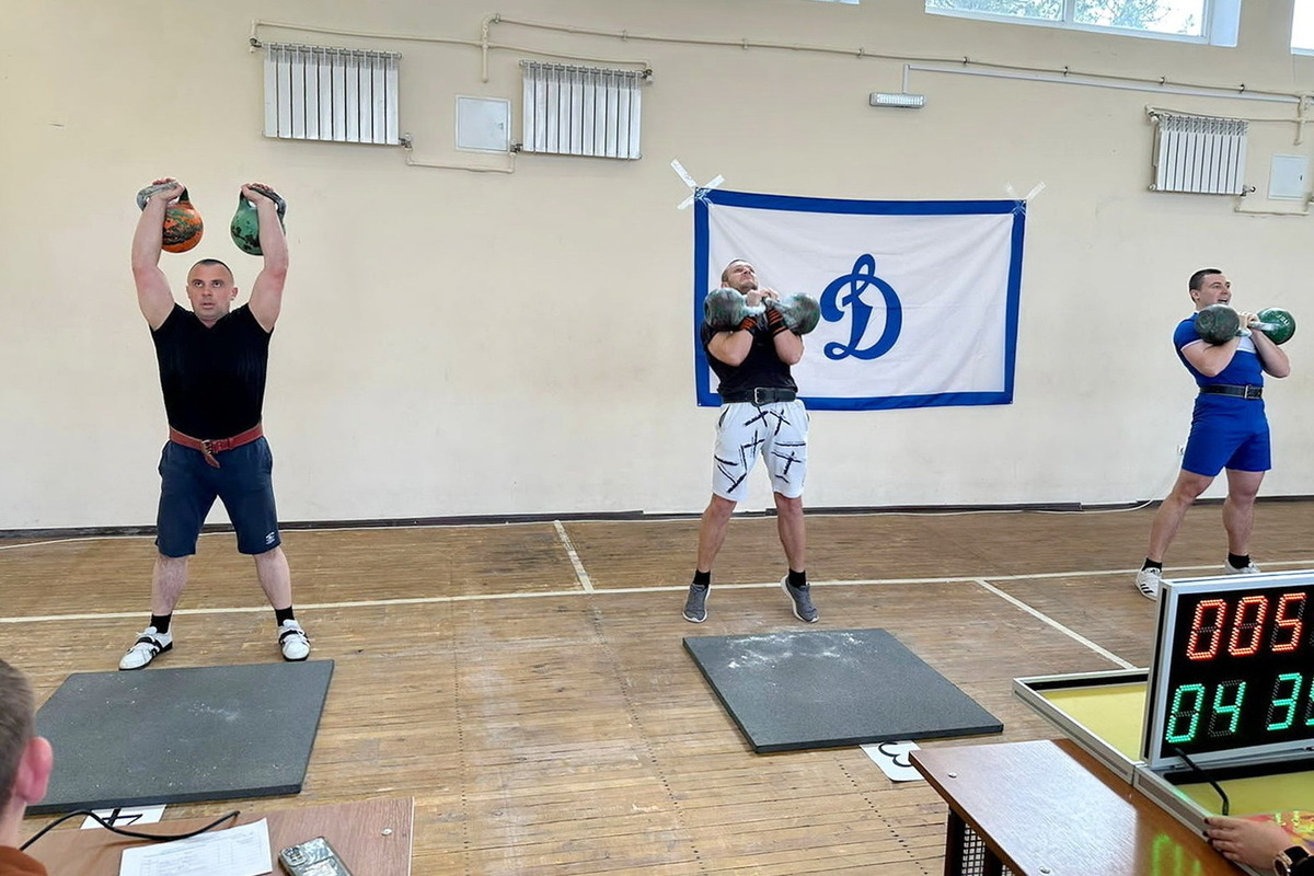The Crimean Federal Penitentiary Service team won the regional championship "Dynamo" in kettlebell lifting
