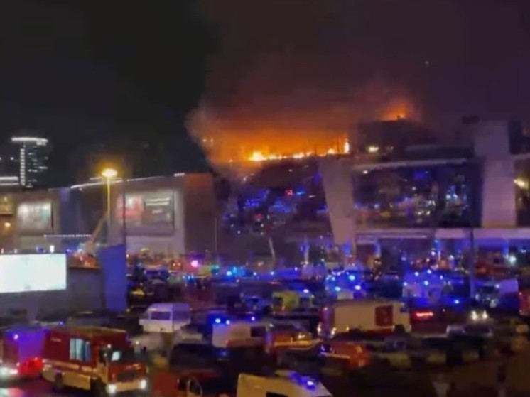 СМИ: возгорание над «Крокусом» удалось сбить