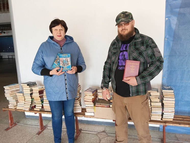 Токмакские библиотеки получили новые книги в свой фонд