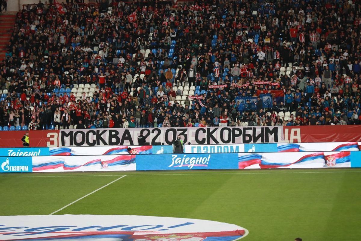 At the match between Zenit and Cravna Zvezda in Belgrade, the banner “Brothers Forever” appeared