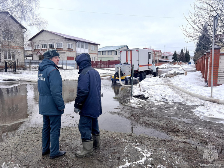В Советском районе талые воды подтапливают приусадебные участки