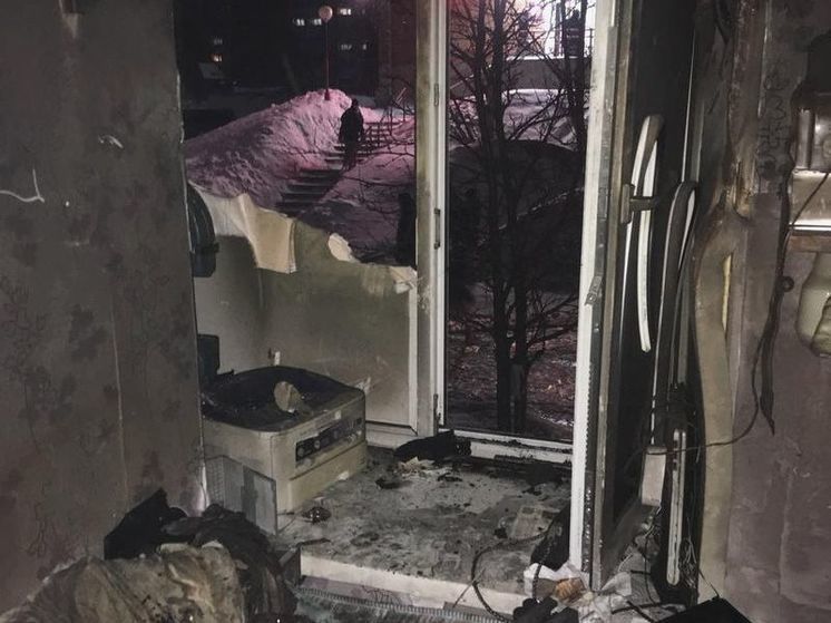 Опубликованы фото с пожара в жилой девятиэтажке в Томске
