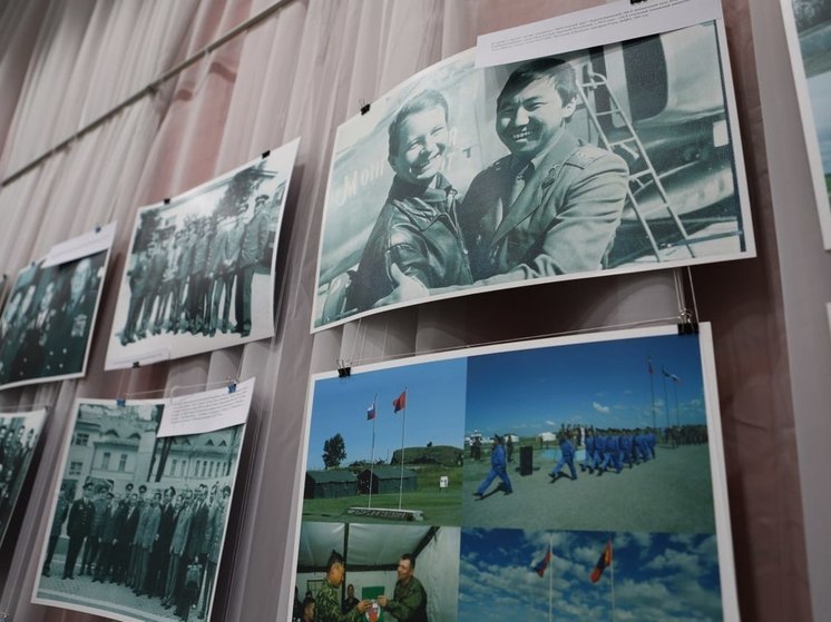 Выставку в честь годовщины Вооружённых сил Монголии открыли в Иркутске