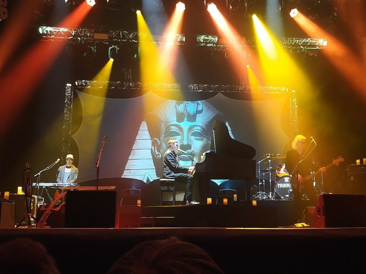 Группа "Пикник" не смогла дозвониться до помощницы директора, пропавшей во время теракта в "Крокусе"