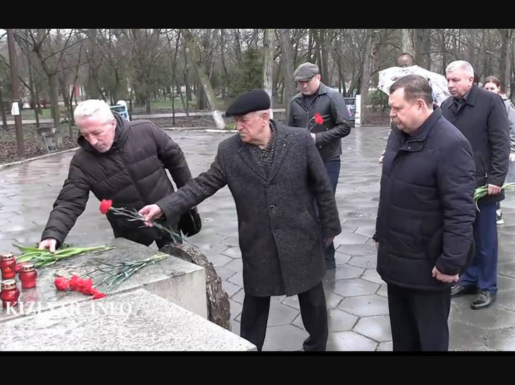 Дагестан вспоминает: цветы в память о жертвах теракта