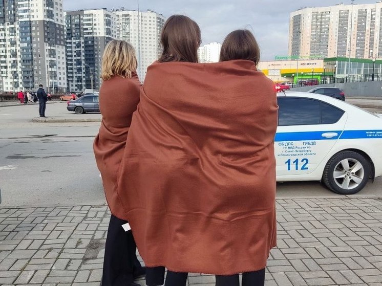 «Ложитесь на пол»: появились подробности эвакуации в «Лондон Молле»