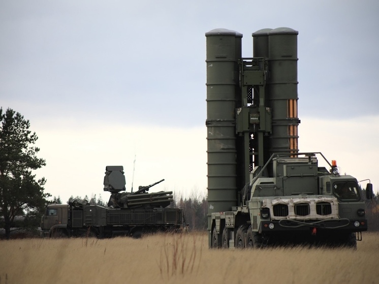 Минобороны: ПВО уничтожили 22 ракеты РСЗО Vampire в Белгородской области