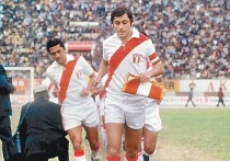 Воспоминание о жизни самого харизматичного перуанского футболиста 60тых и 70тых годов - Роберто Чале.