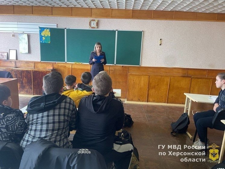 ГАИшники в преддверии весенних каникул прочитали школьникам цикл лекций