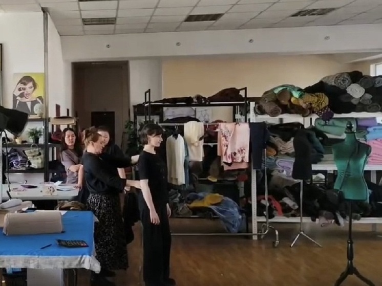 В Улан-Удэ бесплатно научат шить и помогут создать первую коллекцию