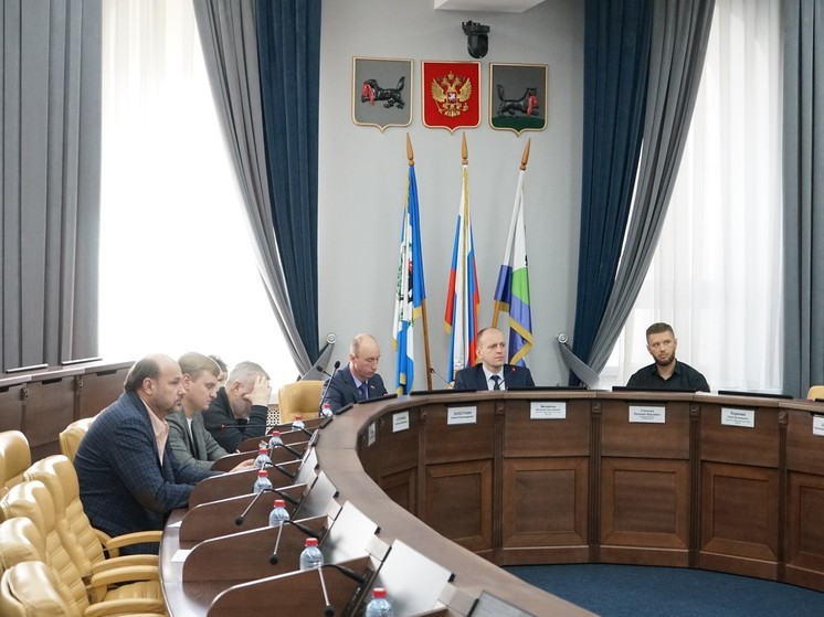 Председатель думы Иркутска Евгений Стекачев предложил меру соцподдержки многодетным семьям Иркутска