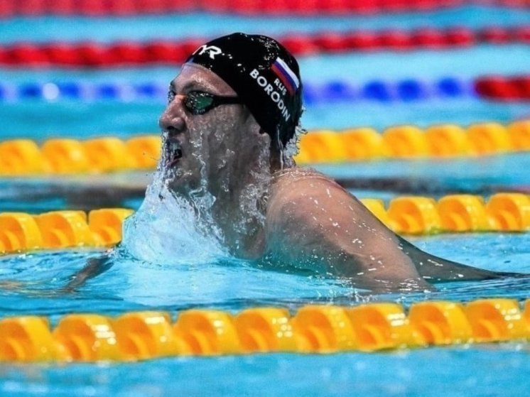 Три золотые медали чемпионата ЦФО выиграл брянский пловец Илья Бородин