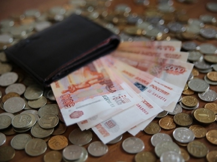 В малых городах Волгоградской области зарабатывают более 41 тыс. рублей