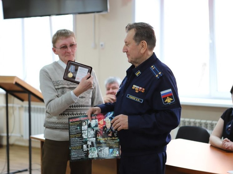 Иркутские ученые отмечены памятной медалью в честь 90-летия Юрия Гагарина