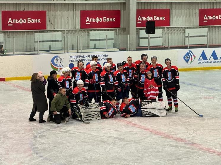 Сборные Якутска и Алдана по хоккею вышли в лидеры турнира