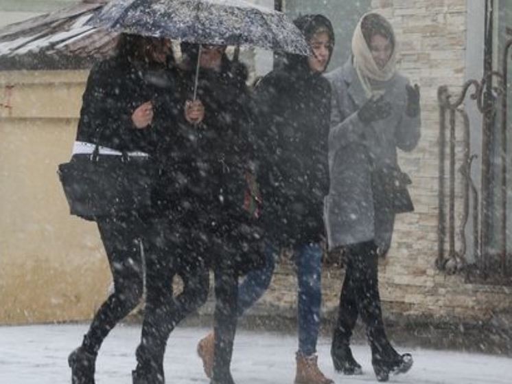 Татарстанцев предупреждают о дожде, гололеде и сильном ветре 26 марта