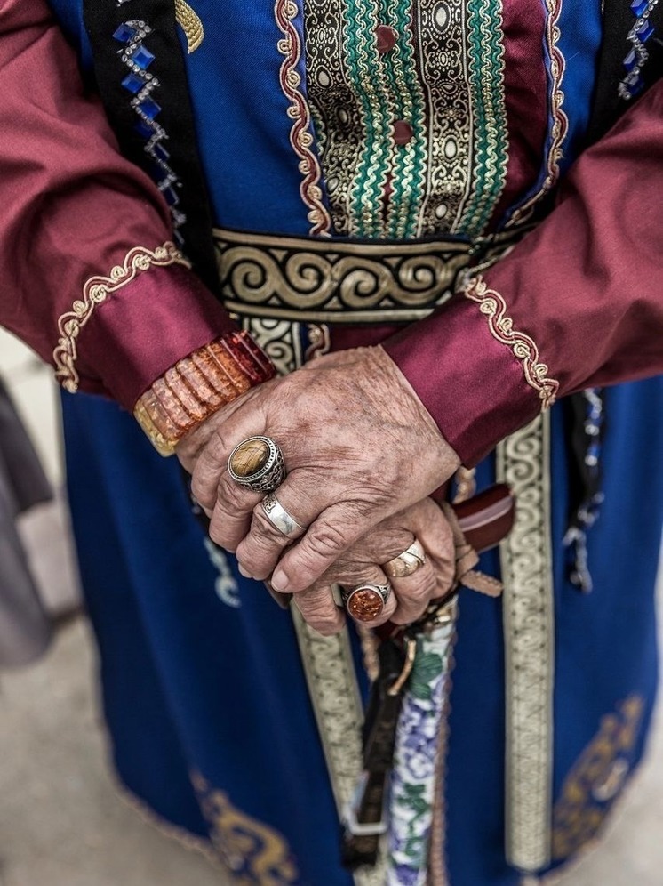 В Калмыкии прабабушкам и прадедушкам увеличат пенсию за правнуков