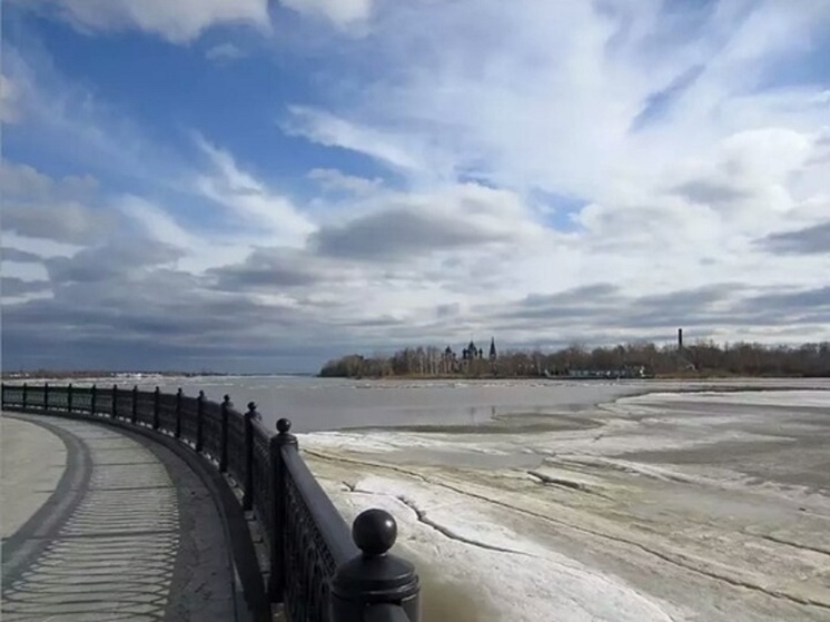 В Ярославской области усилился холостой сброс на плотине в Угличе