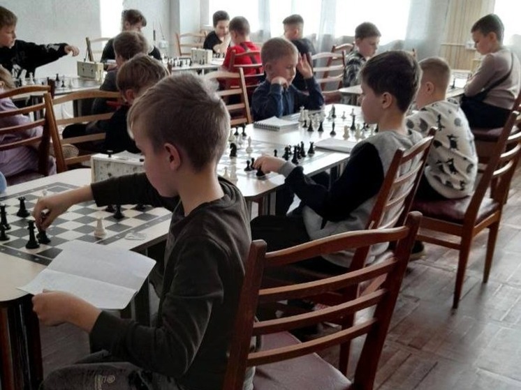 В Мелитополе проходит первенство по шахматам среди детей и подростков
