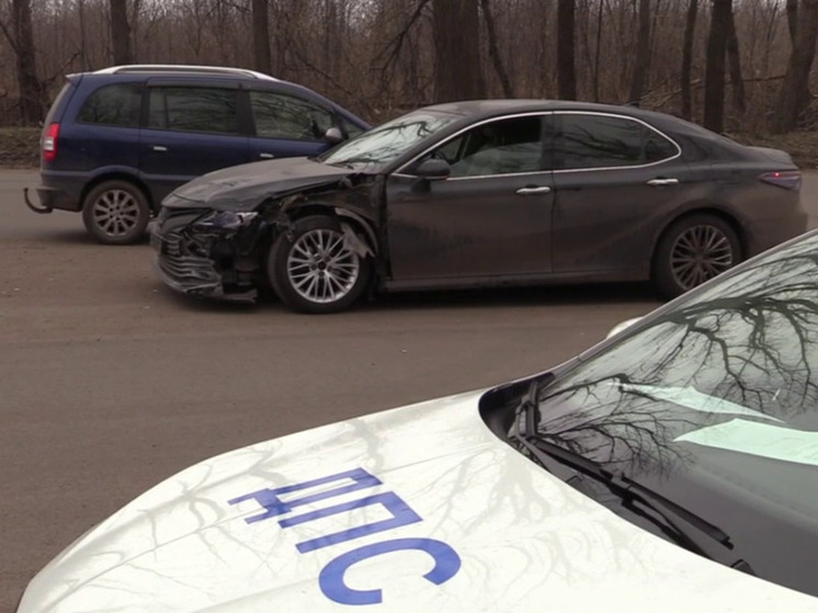 В Макеевке полицейские задержали водителя, покинувшего место аварии