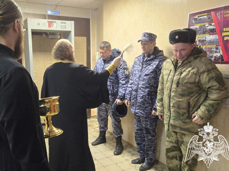 Священники благословили здание Управления Росгвардии по Ивановской области