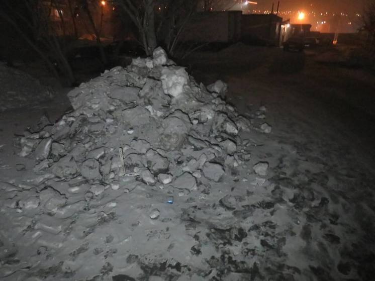 Из-за черного снега в Ачинске возбудили уголовное дело