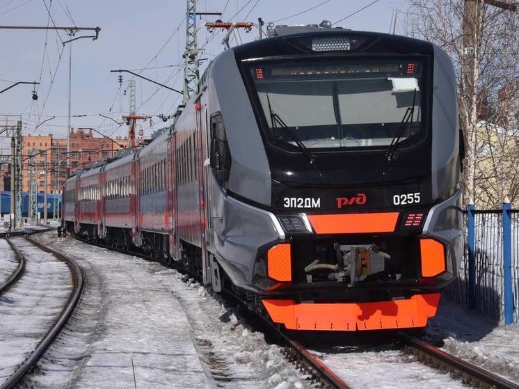 Два новых электропоезда поступили в Новосибирскую область для перевозки пассажиров на самых популярных маршрутах