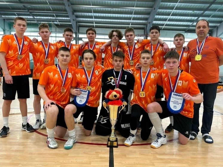 Северодвинская «Барракуда» стала победителем всероссийских соревнований по флорболу среди мужских команд