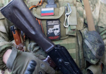 Минимум двое британцев на стороне Российской Федерации участвуют в конфликте на Украине, пишет Mirror