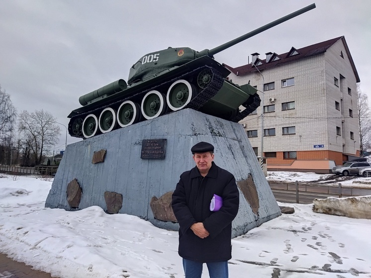 Ветеран боевых действий из Петрозаводска встал на защиту памятника ВОВ