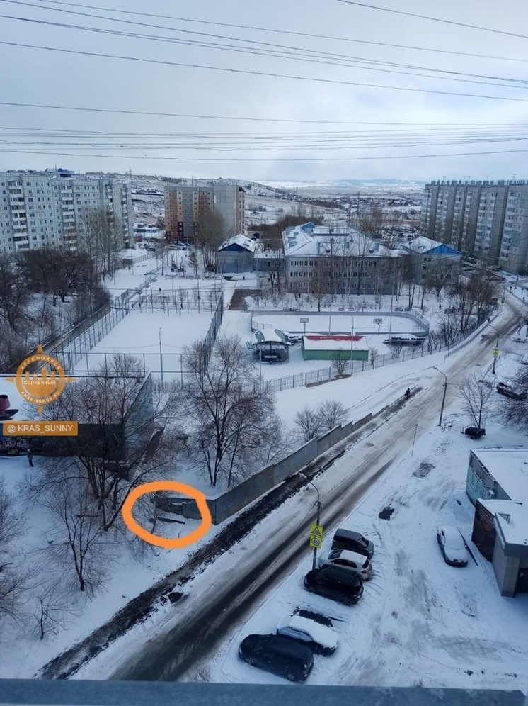 Жители микрорайона Солнечный в Красноярске протестуют против сотовых вышек