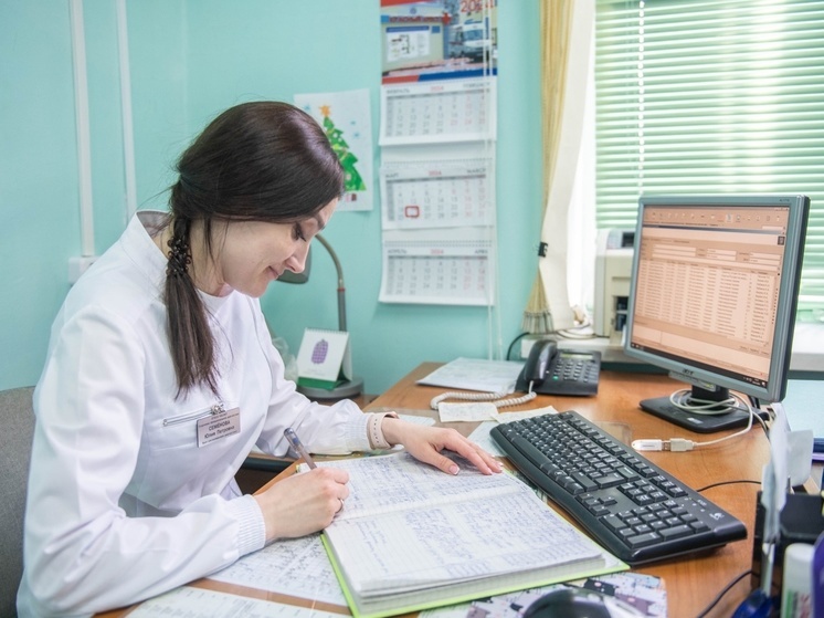 В Смоленской области увеличились выплаты врачам на селе