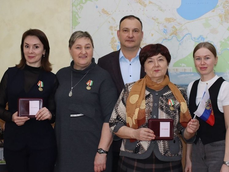 Медали «370 лет Российскому Забайкалью» получили женщины-волонтеры СВО