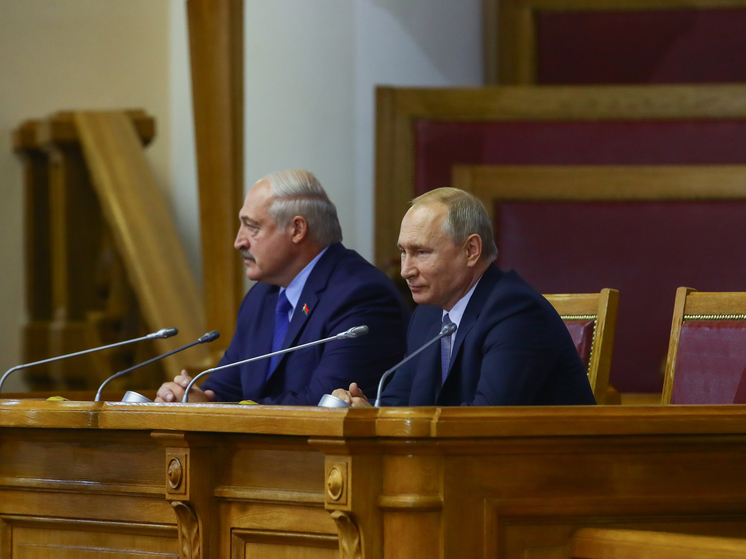 Путин призвал россиян бережно относиться к межнациональному миру