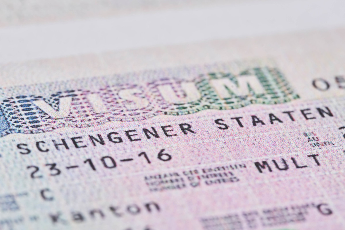 Bucharest will issue Schengen cards to Russians from March 31