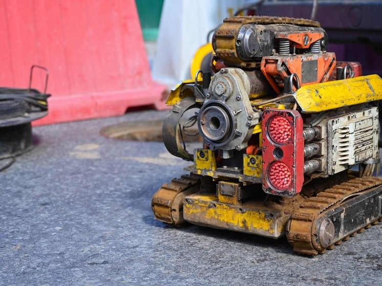 В Тюмени избежать аварий на сетях поможет робот