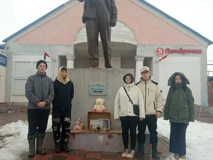 В Орловской области появился ещё один мемориал жертвам теракта в «Крокус Сити Холле»