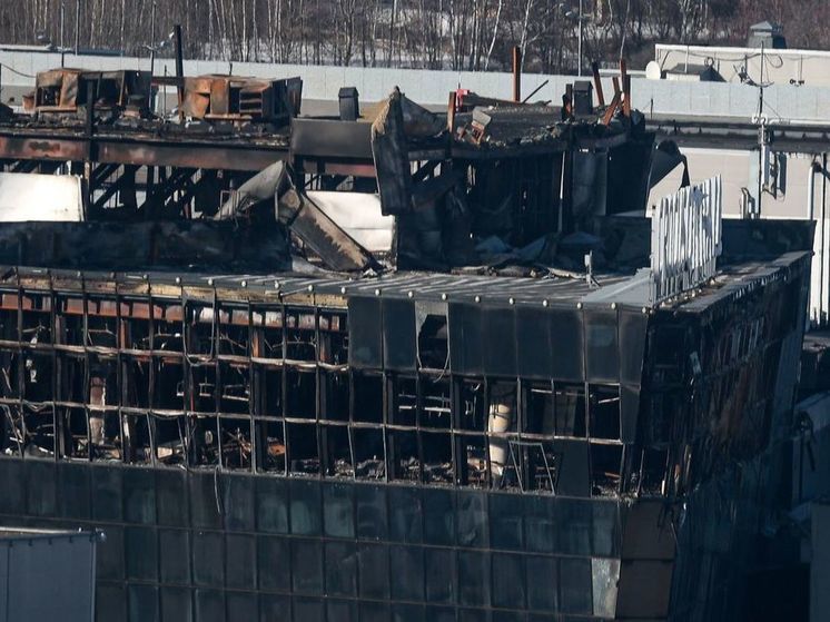 «Известия»: после теракта в «Крокусе» на трассе М-3 нашли автомат Калашникова