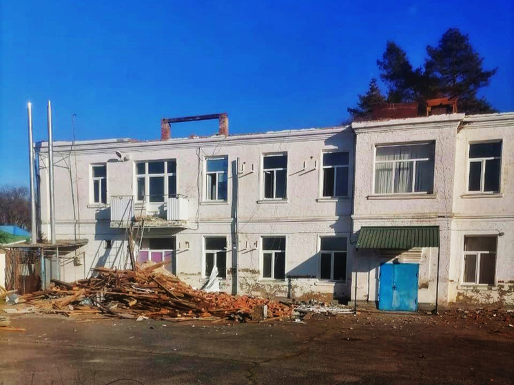 В Отрадненском районе начался ремонт взрослой поликлиники