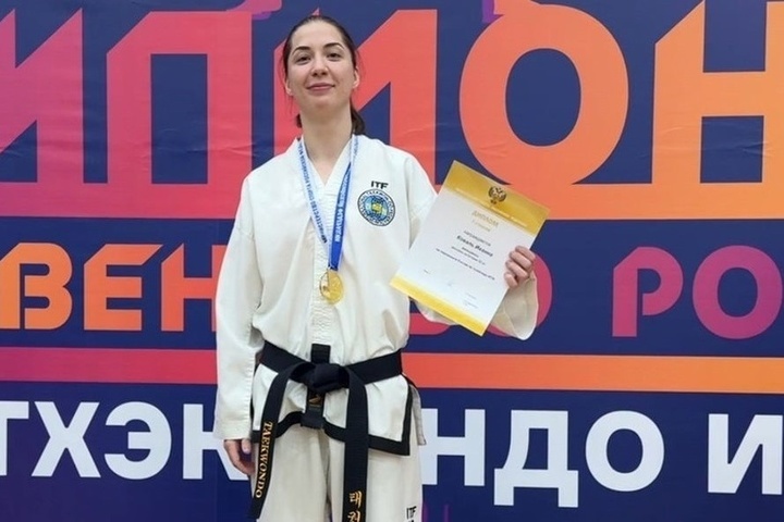 Three gold medals were won by Sochinsky at the Russian Taekwondo Championship