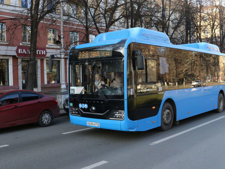 Кемеровчане падают в обморок в автобусах