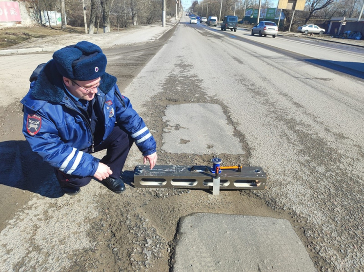 Орловские дороги обследовали сотрудники ГИБДД и прокуратуры