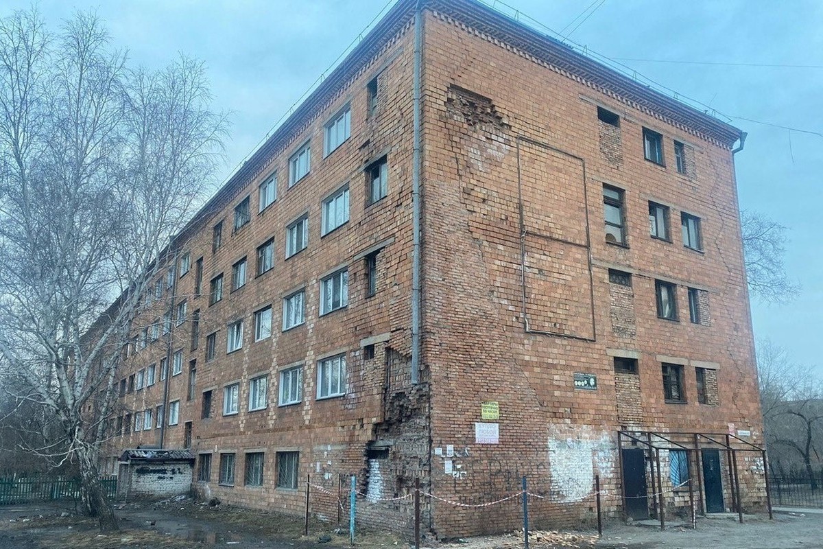 Аварийное жилье. Общежития черногорск. Черногорск общежитие. Черногорск общежитие. Черногорск общежитие комнаты фото.
