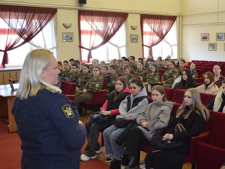Судебные приставы Ивановской области провели для студентов «День открытых дверей»
